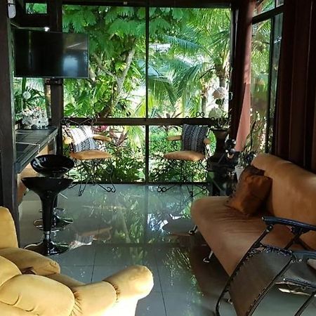 Villa Guarias Puntarenas Buitenkant foto