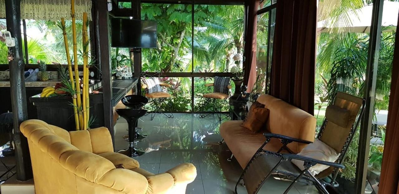 Villa Guarias Puntarenas Buitenkant foto