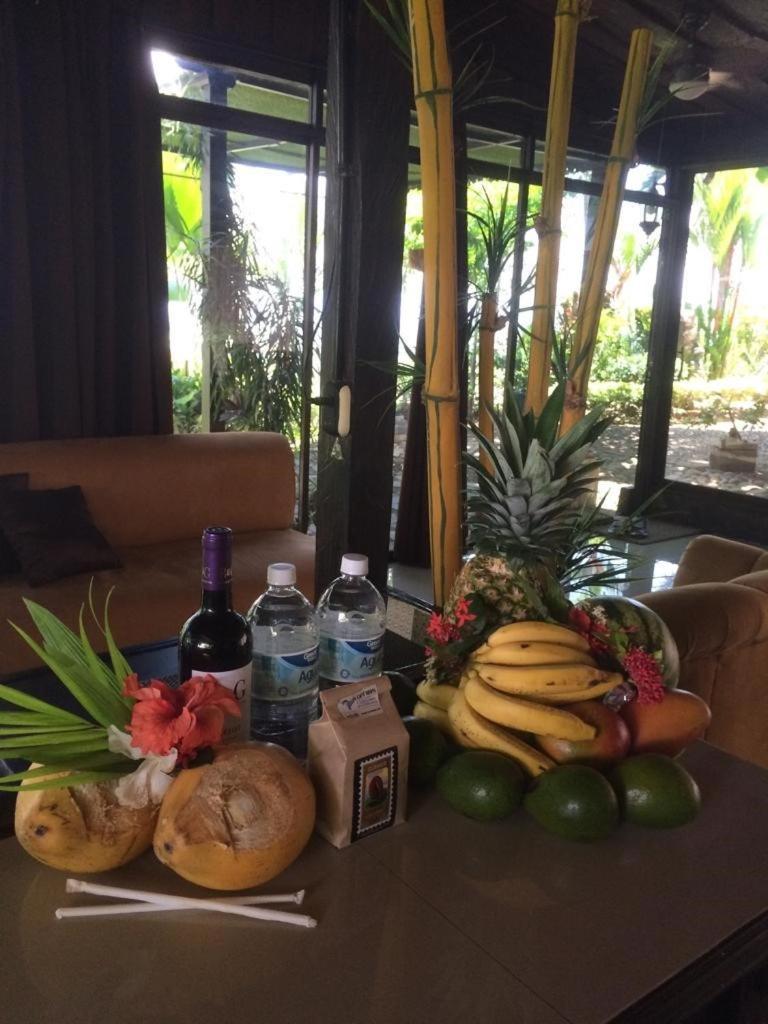 Villa Guarias Puntarenas Buitenkant foto
